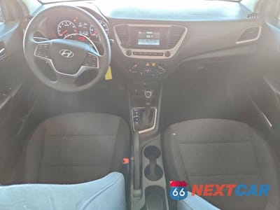 Zdjęcie 8 z 12 samochodu: 2018 HYUNDAI ACCENT SE VIN:3KPC24A31JE015610 - miniatura