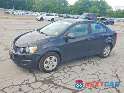 2013 CHEVROLET SONIC LS 1G1JA5SG3D4185953 - główne zdjęcie licytacji z USA - miniatura