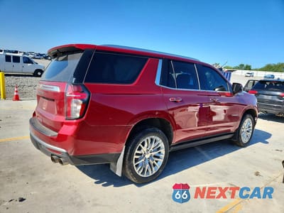 Trzecie zdjęcie samochodu z tyłu: 2024 CHEVROLET TAHOE K1500 HIGH COUNTRY VIN:1GNSKTKL3RR136201 - miniatura