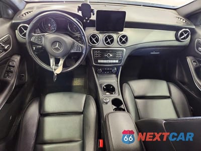 Zdjęcie 8 z 13 samochodu: 2020 MERCEDES-BENZ GLA 250 VIN:W1NTG4EB1LJ702345 - miniatura