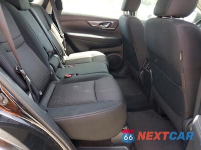 Zdjęcie 11 z 13 samochodu: 2018 NISSAN ROGUE S VIN:KNMAT2MT1JP577785 - miniatura