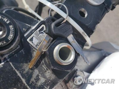 Zdjęcie 8 z 10 samochodu: 2004 KAWASAKI ZX636 B1 VIN:JKBZXJB1X4A023287 - miniatura