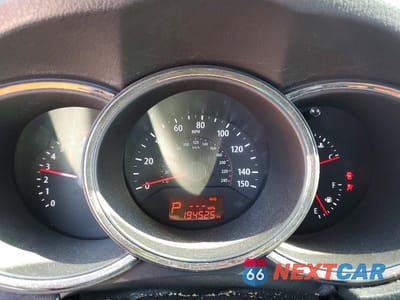 Zdjęcie 9 z 14 samochodu: 2013 KIA SORENTO EX VIN:5XYKU3A23DG397119 - miniatura