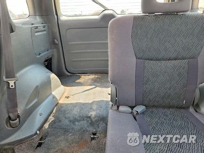 Zdjęcie 10 z 13 samochodu: 2003 TOYOTA RAV4 BASE VIN:JTEHH20V730261564 - miniatura