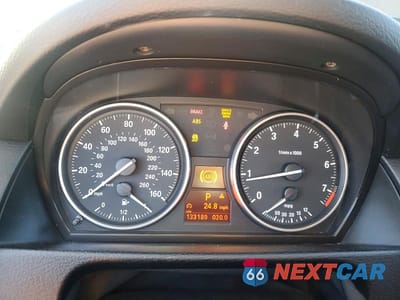 Zdjęcie 9 z 12 samochodu: 2015 BMW X1 SDRIVE28I VIN:WBAVM1C50FV317017 - miniatura