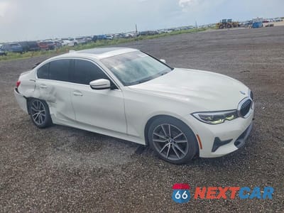 Czwarte zdjęcie samochodu z boku: 2020 BMW 330I 4D VIN:3MW5R1J03L8B07647 - miniatura