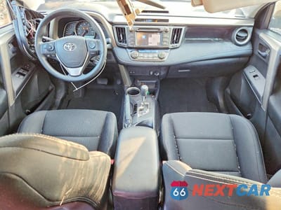 Zdjęcie 8 z 13 samochodu: 2015 TOYOTA RAV4 XLE VIN:2T3WFREV9FW222655 - miniatura