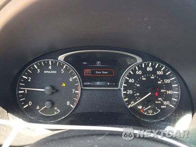 Zdjęcie 9 z 12 samochodu: 2018 NISSAN ALTIMA 2.5 SR VIN:1N4AL3APXJC245371 - miniatura