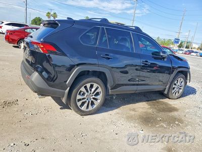 Trzecie zdjęcie samochodu z tyłu: 2024 TOYOTA RAV4 XLE PREMIUM VIN:2T3C1RFV6RC288165 - miniatura