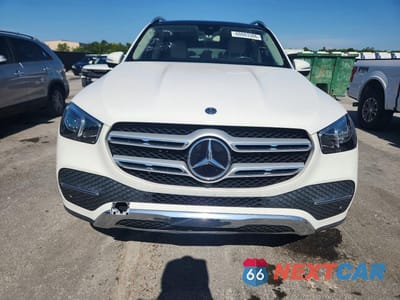 Piąte zdjęcie samochodu w środku: 2020 MERCEDES-BENZ GLE 350 VIN:4JGFB4JE2LA105848 - miniatura