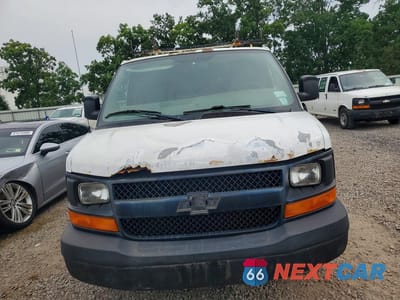 Piąte zdjęcie samochodu w środku: 2008 CHEVROLET EXPRESS 2500 DELIVERY VAN VIN:1GCGG25C681147874 - miniatura