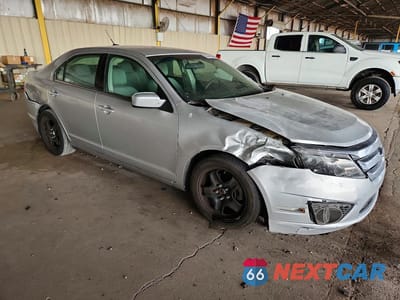 Czwarte zdjęcie samochodu z boku: 2010 FORD FUSION SE VIN:3FAHP0HA5AR395893 - miniatura