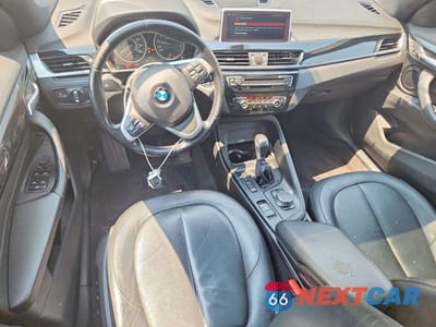 Zdjęcie 8 z 13 samochodu: 2018 BMW X1 XDRIVE28I VIN:WBXHT3C30J5K25396 - miniatura