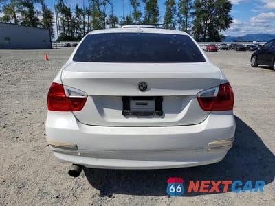 Zdjęcie 6 z 12 samochodu: 2006 BMW 330 I VIN:WBAVB33506PS12838 - miniatura