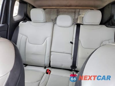 Zdjęcie 10 z 13 samochodu: 2020 JEEP RENEGADE LIMITED VIN:ZACNJBD11LPL97795 - miniatura