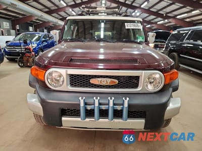 Piąte zdjęcie samochodu w środku: 2007 TOYOTA FJ CRUISER BASE VIN:JTEBU11F270028524 - miniatura