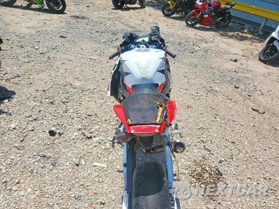 Zdjęcie 6 z 9 samochodu: 2013 HONDA CBR1000 RR-ABS VIN:JH2SC5946DK500149 - miniatura