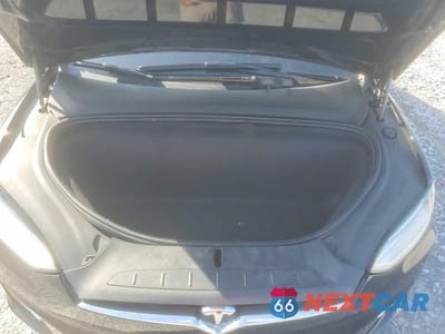 Zdjęcie 12 z 14 samochodu: 2019 TESLA MODEL X VIN:5YJXCAE20KF161376 - miniatura