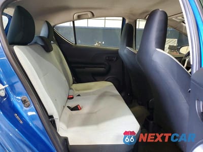 Zdjęcie 10 z 12 samochodu: 2015 TOYOTA PRIUS C ONE VIN:JTDKDTB34F1579860 - miniatura