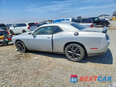 Drugie zdjęcie samochodu z przodu: 2020 DODGE CHALLENGER GT VIN:2C3CDZKG0LH110888 - miniatura