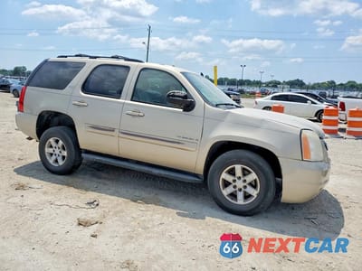 Czwarte zdjęcie samochodu z boku: 2007 GMC YUKON VIN:1GKFK13077J389055 - miniatura