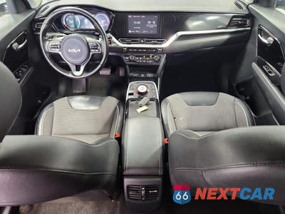 Zdjęcie 8 z 12 samochodu: 2022 KIA NIRO EV S VIN:KNDCC3LGXN5160847 - miniatura