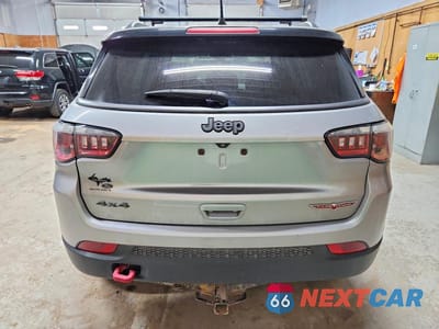 Zdjęcie 6 z 13 samochodu: 2019 JEEP COMPASS TRAILHAWK VIN:3C4NJDDBXKT627333 - miniatura