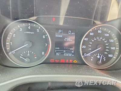 Zdjęcie 9 z 12 samochodu: 2018 HYUNDAI ELANTRA SE VIN:5NPD74LF3JH285656 - miniatura