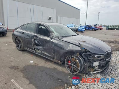 Czwarte zdjęcie samochodu z boku: 2023 BMW 330I VIN:3MW69FF06P8C93779 - miniatura