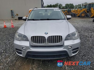 Piąte zdjęcie samochodu w środku: 2013 BMW X5 XDRIVE35I VIN:5UXZV4C5XD0B06938 - miniatura