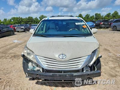 Piąte zdjęcie samochodu w środku: 2014 TOYOTA SIENNA LIMITED 7-PASSENGER VIN:5TDYK3DC3ES470059 - miniatura