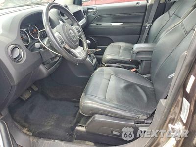 Zdjęcie 7 z 13 samochodu: 2017 JEEP COMPASS LATITUDE VIN:1C4NJCEB8HD185532 - miniatura