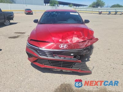 Piąte zdjęcie samochodu w środku: 2025 HYUNDAI ELANTRA SEL SPORT VIN:KMHLM4DG3SU871496 - miniatura