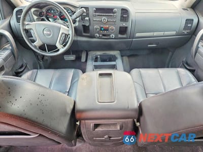Zdjęcie 8 z 12 samochodu: 2013 GMC SIERRA C1500 SLE VIN:3GTP1VE78DG251526 - miniatura
