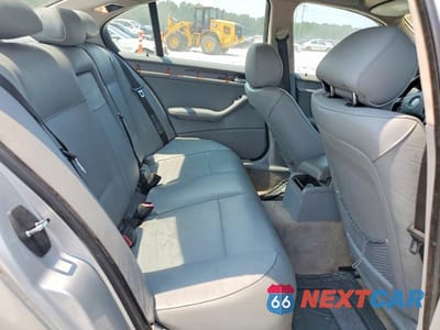 Zdjęcie 10 z 12 samochodu: 2004 BMW 325 I VIN:WBAET374X4NJ42238 - miniatura
