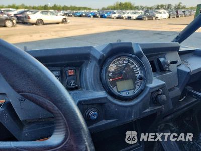 Zdjęcie 8 z 10 samochodu: 2017 POLARIS RZR UTILITY VEHICLE VIN:4XAVBE99XHB677059 - miniatura