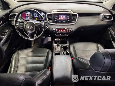 Zdjęcie 8 z 13 samochodu: 2016 KIA SORENTO EX VIN:5XYPHDA55GG104058 - miniatura