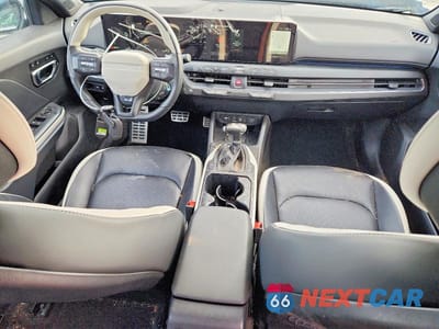 Zdjęcie 8 z 12 samochodu: 2025 KIA K4 GT-LINE TURBO VIN:3KPFW4DC4SE119197 - miniatura