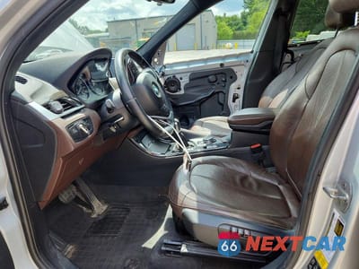 Zdjęcie 7 z 14 samochodu: 2016 BMW X1 XDRIVE28I VIN:WBXHT3C39G5E48872 - miniatura