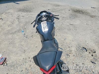 Zdjęcie 6 z 9 samochodu: 2015 KAWASAKI EX300 A VIN:JKAEX8A19FA012488 - miniatura