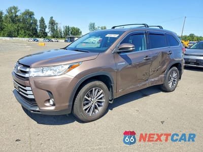 2018 TOYOTA HIGHLANDER HYBRID XLE 5TDJGRFH3JS040976 - główne zdjęcie licytacji z USA - miniatura