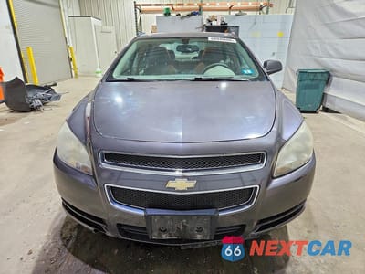 Piąte zdjęcie samochodu w środku: 2010 CHEVROLET MALIBU LS VIN:1G1ZB5EB8AF267032 - miniatura