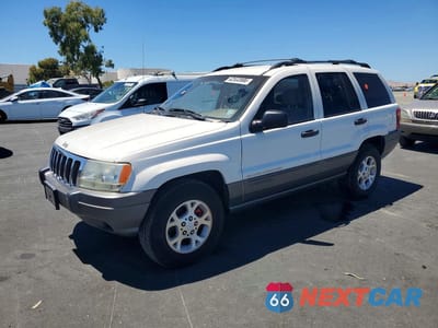 2000 JEEP GRAND CHEROKEE LAREDO 1J4GW48S6YC114132 - główne zdjęcie licytacji z USA - miniatura