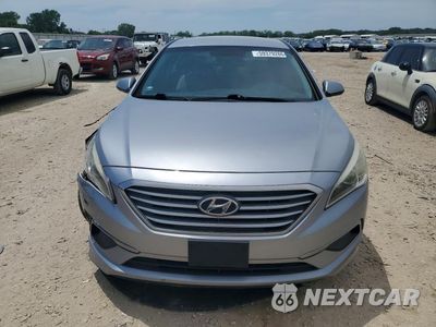 Piąte zdjęcie samochodu w środku: 2017 HYUNDAI SONATA VIN:5NPE24AF5HH515519 - miniatura