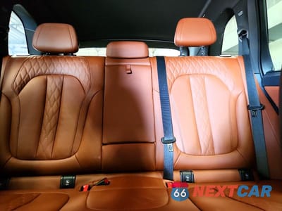 Zdjęcie 10 z 14 samochodu: 2025 BMW X5 XDRIVE40I VIN:5UX23EU06S9Y67696 - miniatura