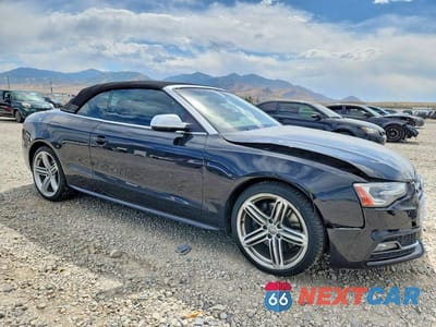 Czwarte zdjęcie samochodu z boku: 2013 AUDI S5 PREMIUM PLUS VIN:WAUCGAFH9DN011242 - miniatura