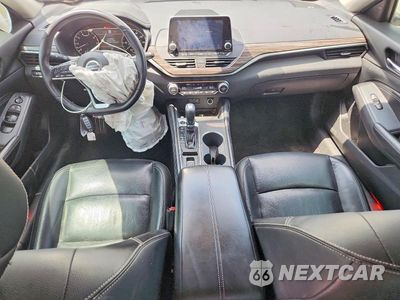 Zdjęcie 8 z 12 samochodu: 2019 NISSAN ALTIMA SL VIN:1N4BL4EVXKC213542 - miniatura