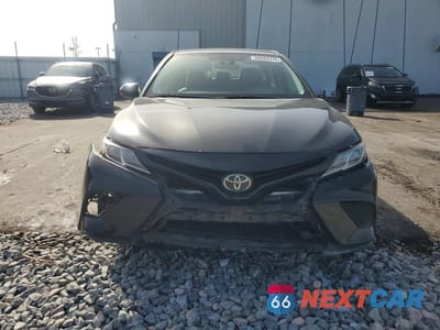 Piąte zdjęcie samochodu w środku: 2018 TOYOTA CAMRY SE VIN:JTNB11HK8J3008179 - miniatura