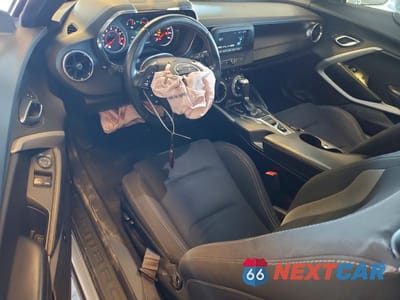 Zdjęcie 8 z 12 samochodu: 2018 CHEVROLET CAMARO LT VIN:1G1FB1RX1J0156133 - miniatura