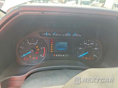 Zdjęcie 9 z 12 samochodu: 2019 FORD F350 SUPER DUTY VIN:1FD8X3BTXKEG47708 - miniatura